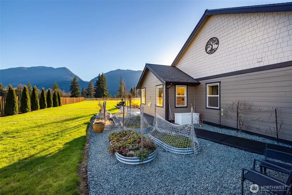 7420 Windsong Lane Sedro Woolley WA 98284