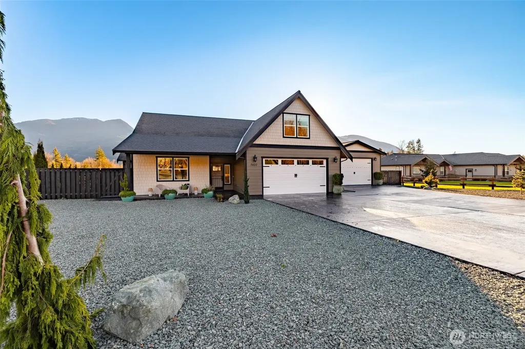 7420 Windsong Lane Sedro Woolley WA 98284