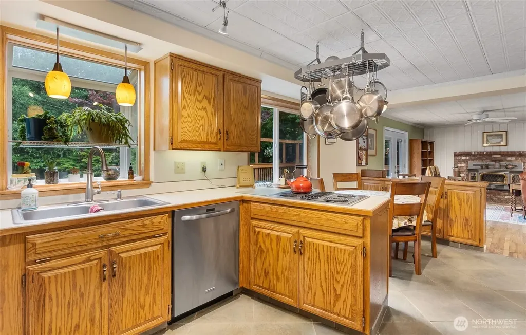 711 Purkey Avenue Aberdeen WA 98520