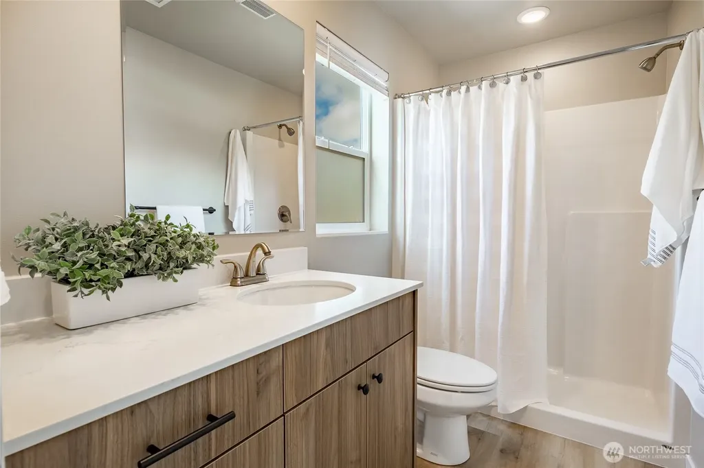 2966 Sweet Gum Loop Blaine WA 98230