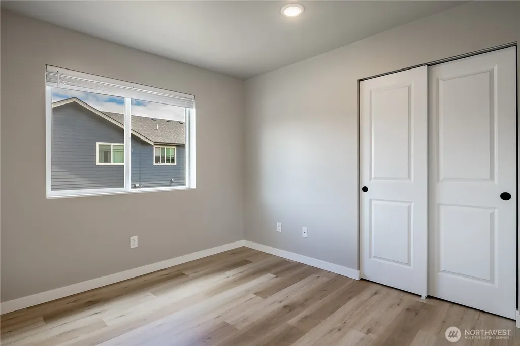 2966 Sweet Gum Loop Blaine WA 98230
