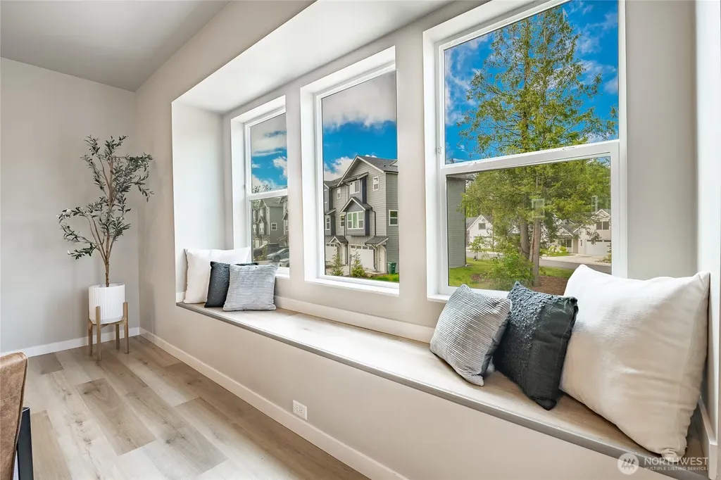 2966 Sweet Gum Loop Blaine WA 98230
