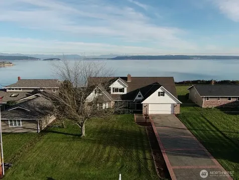 1418 Bonnie View Acres Road Oak Harbor WA 98277