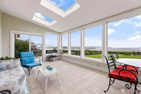 1418 Bonnie View Acres Road Oak Harbor WA 98277