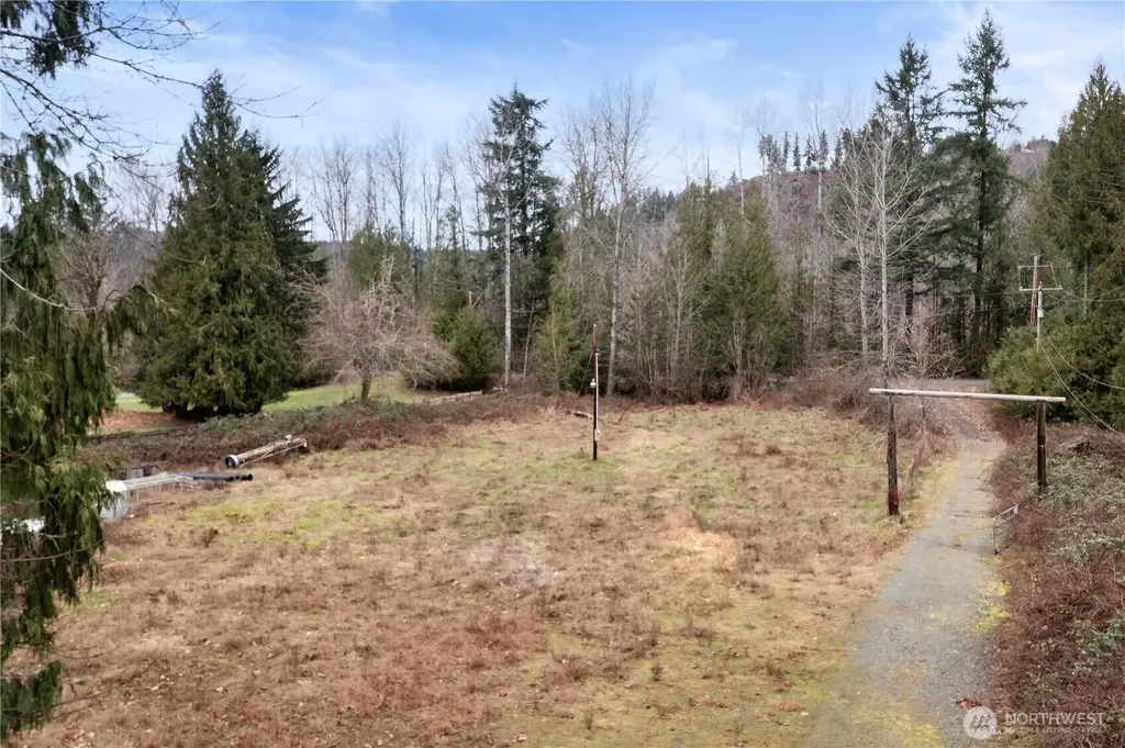 17612 219th Avenue E Orting WA 98360
