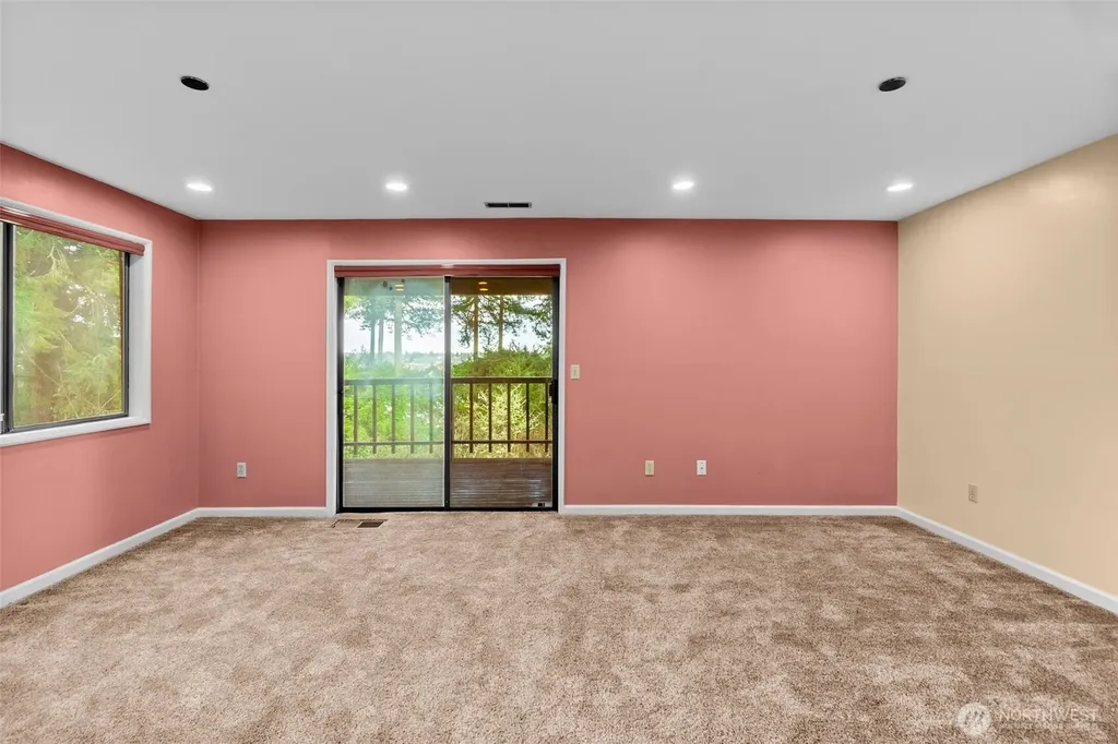 1406 Evergreen Park Lane SW Olympia WA 98502