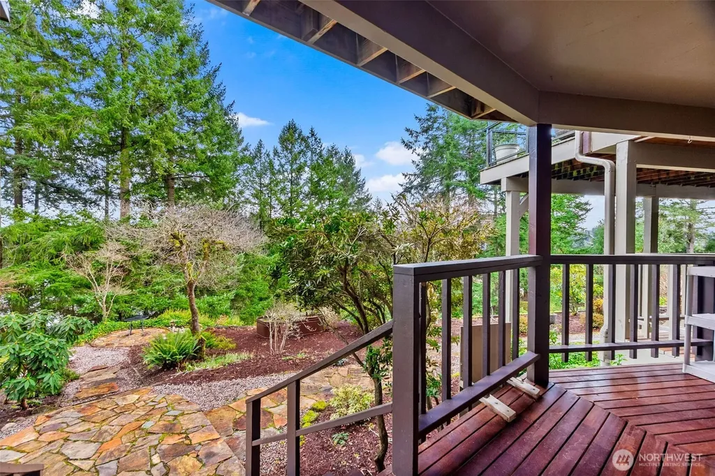 1406 Evergreen Park Lane SW Olympia WA 98502