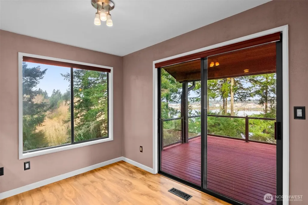 1406 Evergreen Park Lane SW Olympia WA 98502