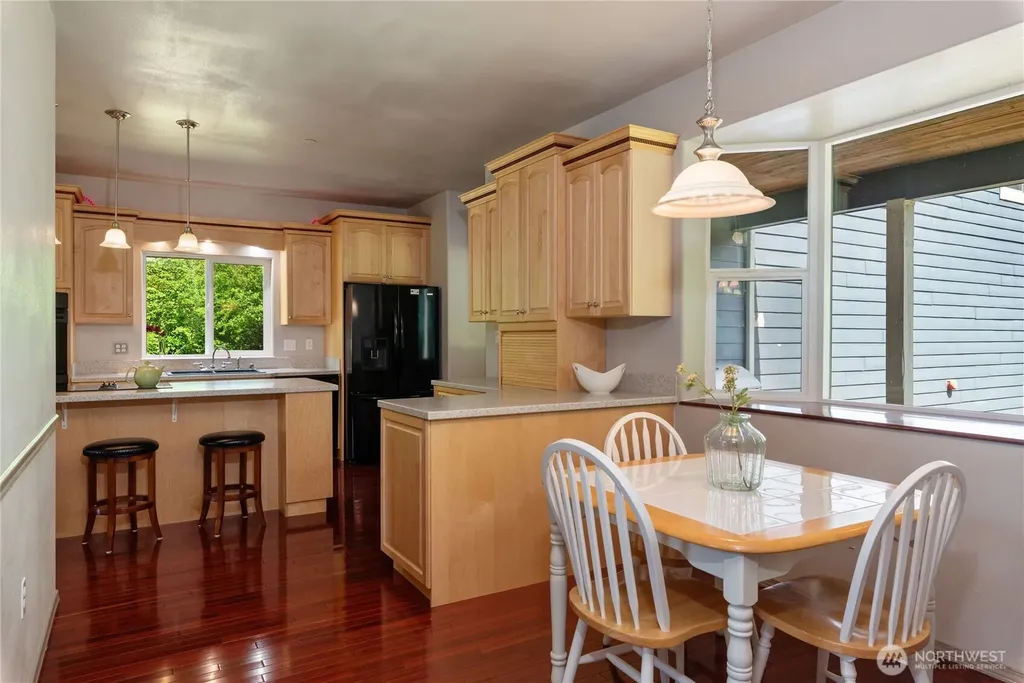 323 E Alderwood Road Belfair WA 98528
