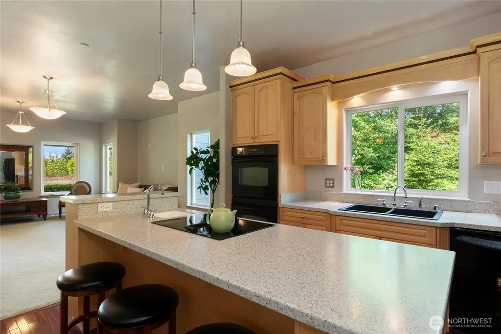 323 E Alderwood Road Belfair WA 98528