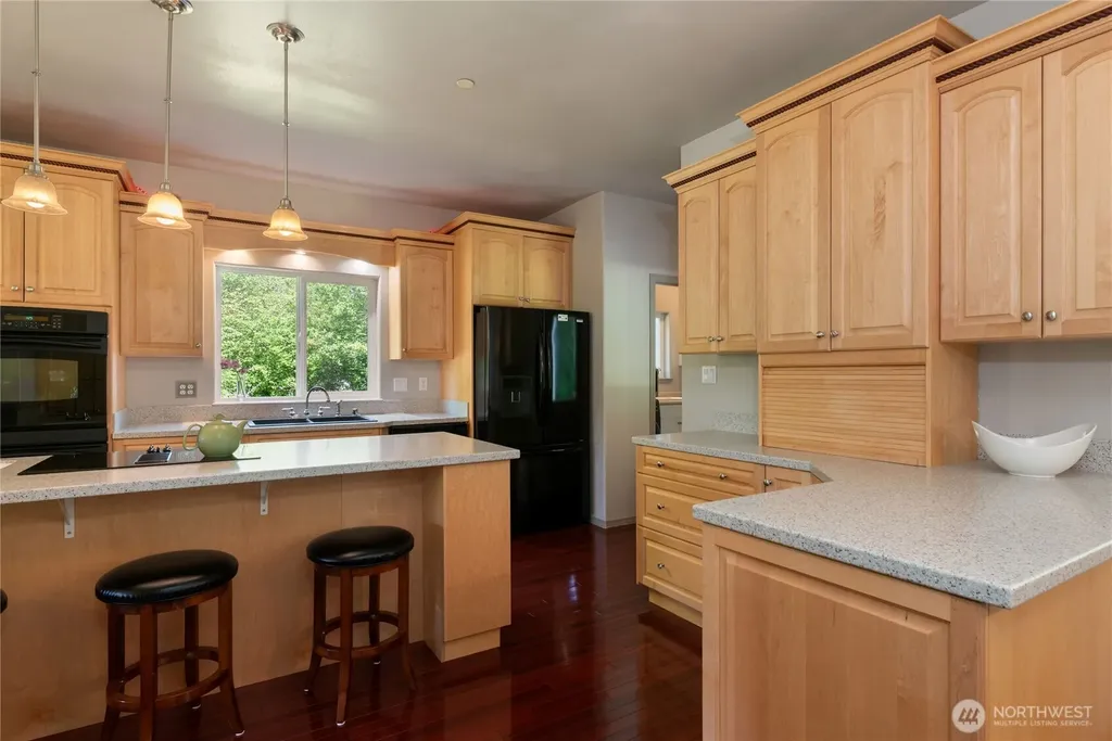 323 E Alderwood Road Belfair WA 98528