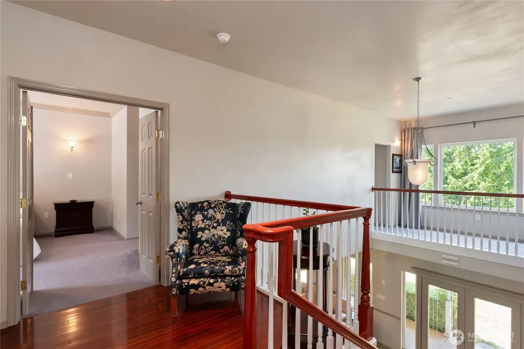 323 E Alderwood Road Belfair WA 98528