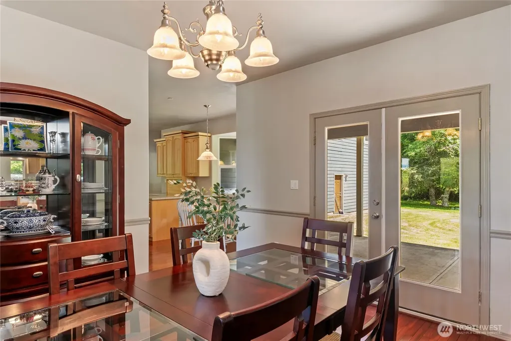 323 E Alderwood Road Belfair WA 98528
