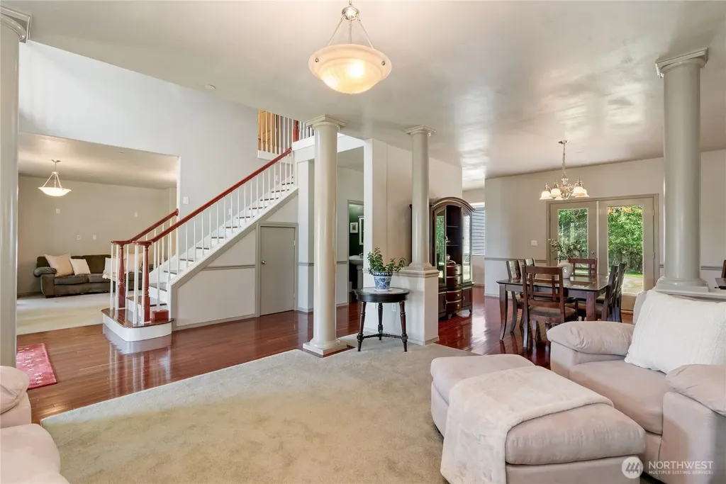 323 E Alderwood Road Belfair WA 98528
