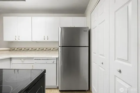 2520 S 317th Street Federal Way WA 98003