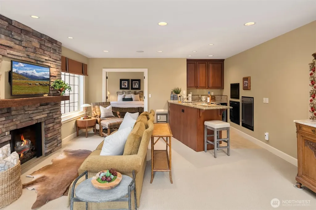 21712 NE 144th Place Woodinville WA 98077