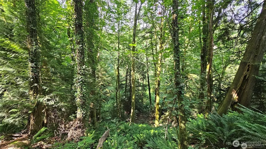 210 Pugh Road NE Poulsbo WA 98370