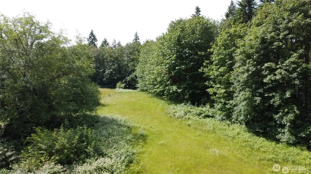 210 Pugh Road NE Poulsbo WA 98370
