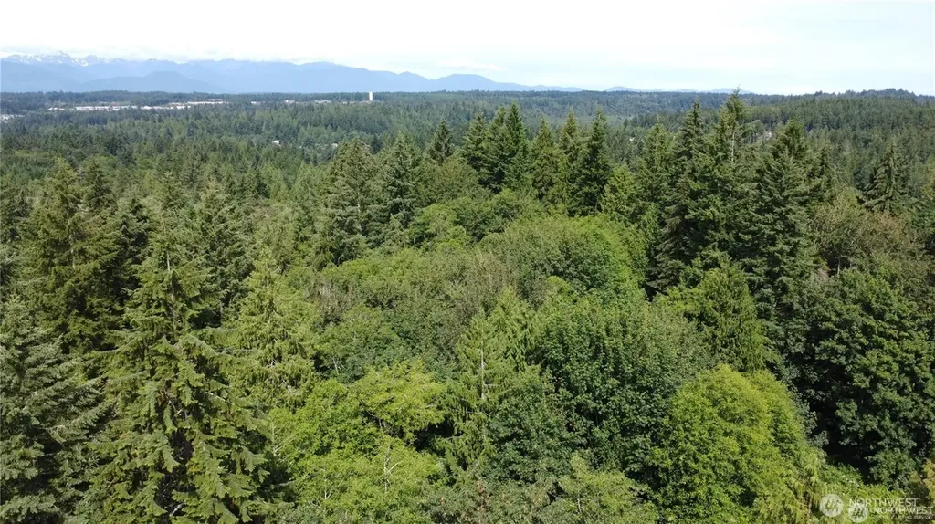 210 Pugh Road NE Poulsbo WA 98370