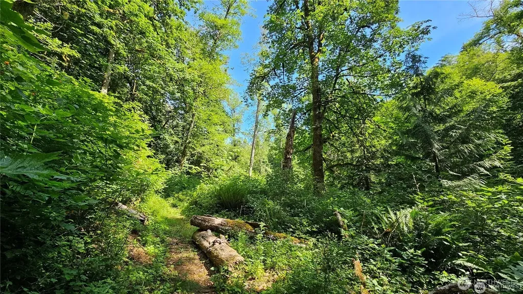 210 Pugh Road NE Poulsbo WA 98370