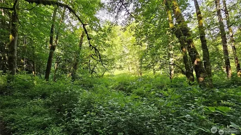 210 Pugh Road NE Poulsbo WA 98370