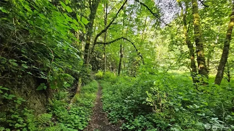 210 Pugh Road NE Poulsbo WA 98370