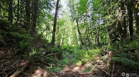 210 Pugh Road NE Poulsbo WA 98370