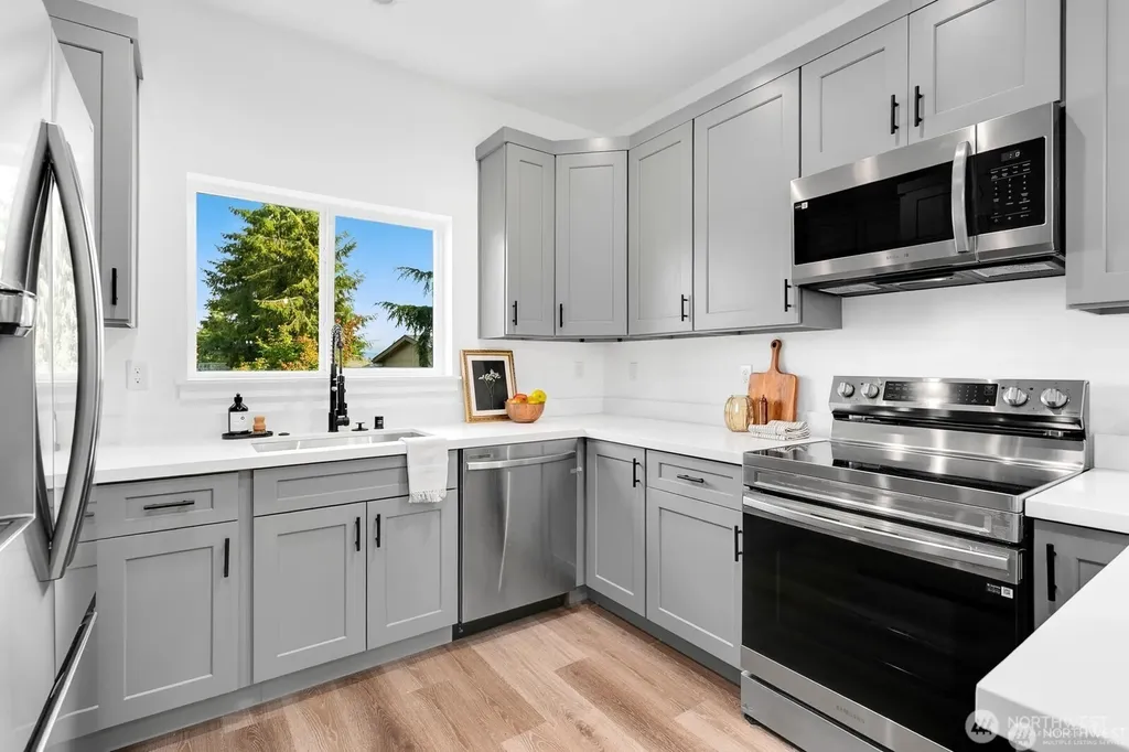 12105 E Gibson Road Everett WA 98204
