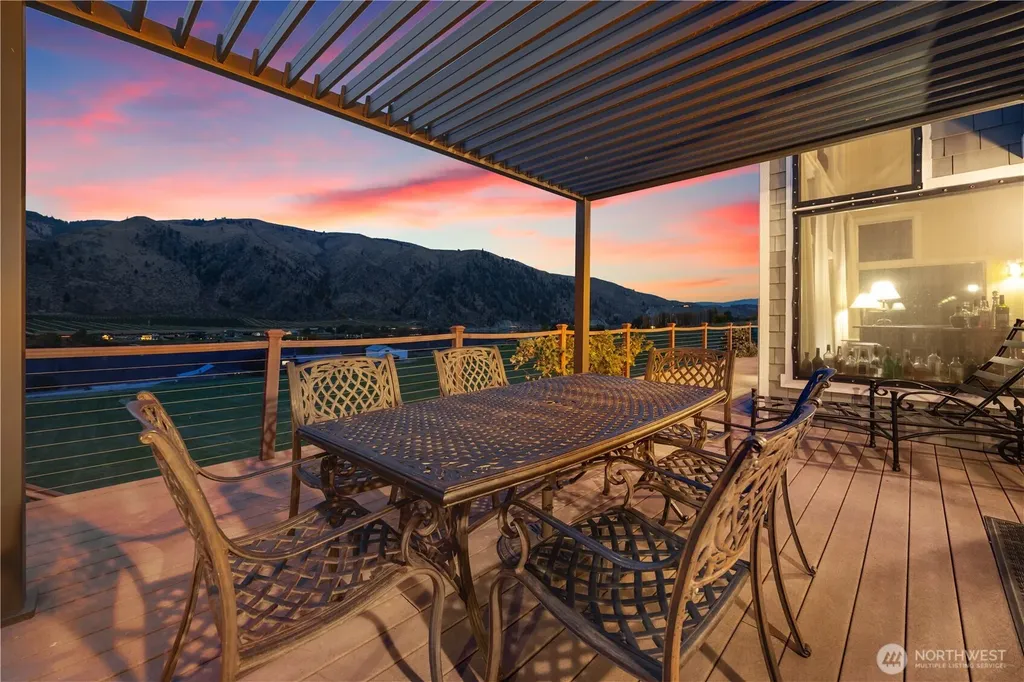 35 Sackett Glen Lane Chelan WA 98816