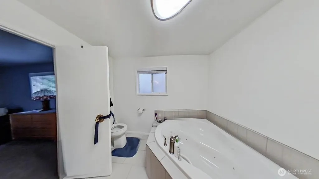 283 Division Avenue Morton WA 98356