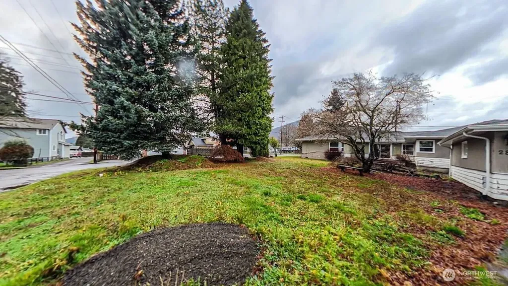 283 Division Avenue Morton WA 98356