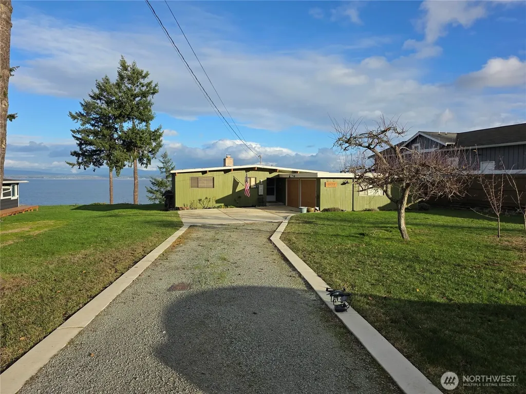 1577 Country Club Drive Camano Island WA 98282