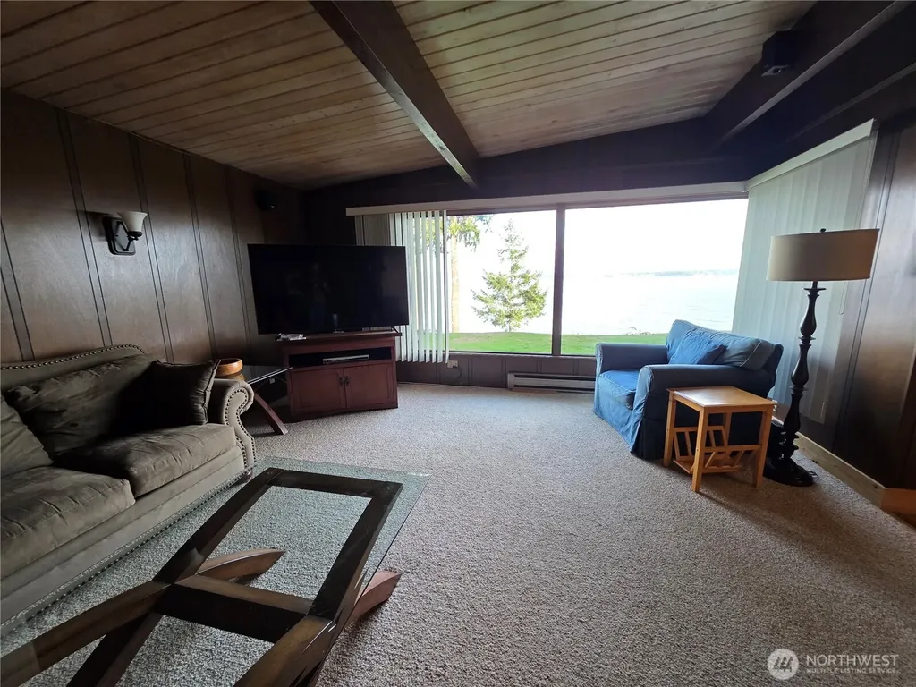 1577 Country Club Drive Camano Island WA 98282
