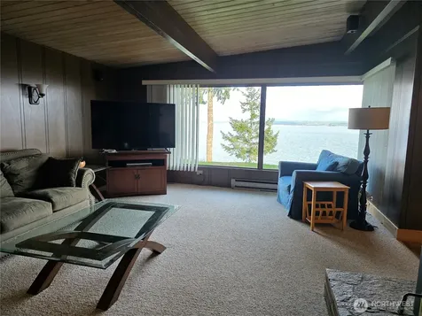 1577 Country Club Drive Camano Island WA 98282