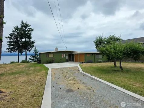 1577 Country Club Drive Camano Island WA 98282