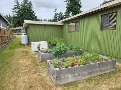 1577 Country Club Drive Camano Island WA 98282