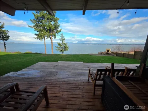1577 Country Club Drive Camano Island WA 98282