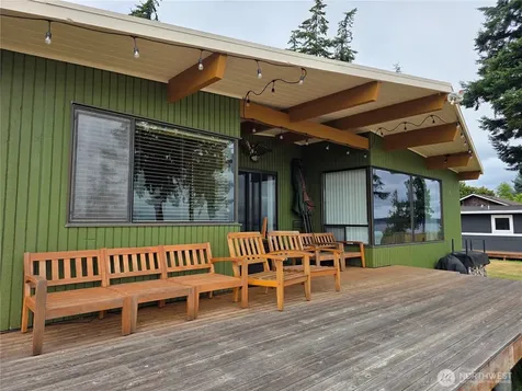 1577 Country Club Drive Camano Island WA 98282