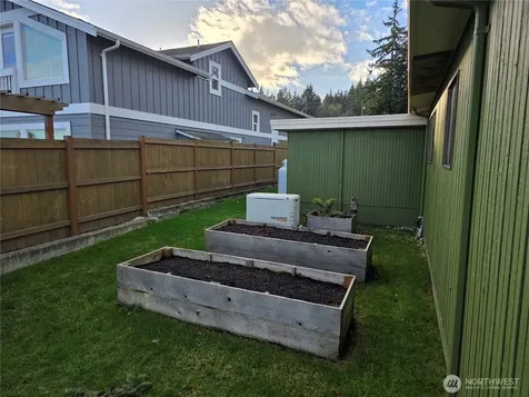 1577 Country Club Drive Camano Island WA 98282