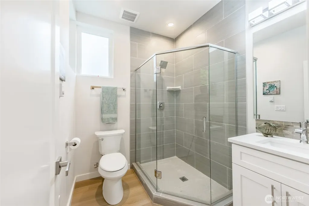 1015 Sturgus Avenue S Seattle WA 98144