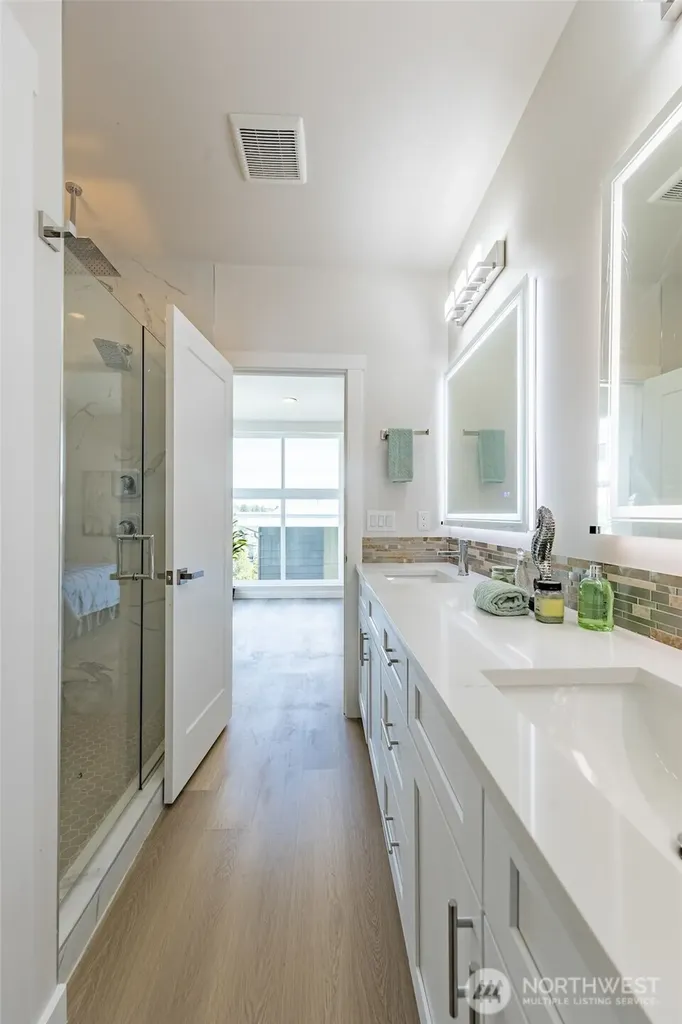 1015 Sturgus Avenue S Seattle WA 98144