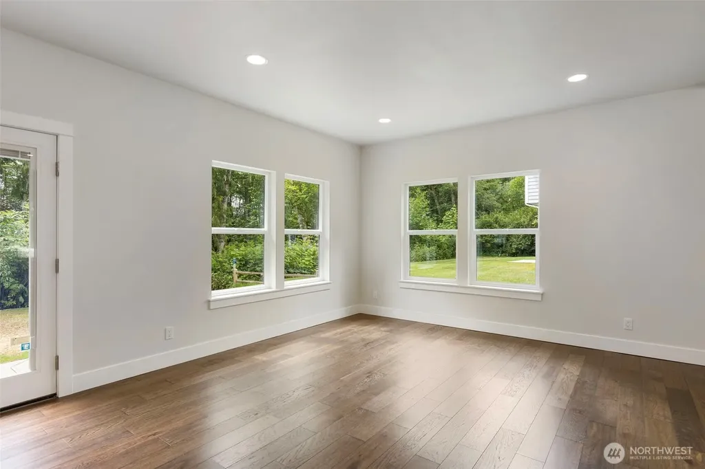36651 Tamarack Drive NE Hansville WA 98340