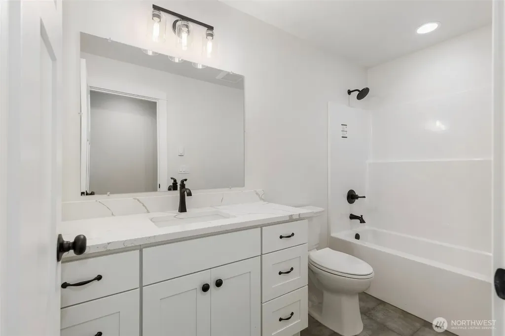 36651 Tamarack Drive NE Hansville WA 98340