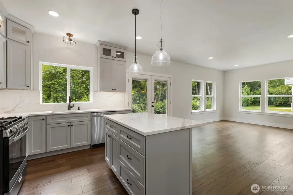 36651 Tamarack Drive NE Hansville WA 98340
