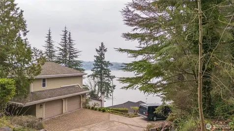7820 W Mercer Way Mercer Island WA 98040