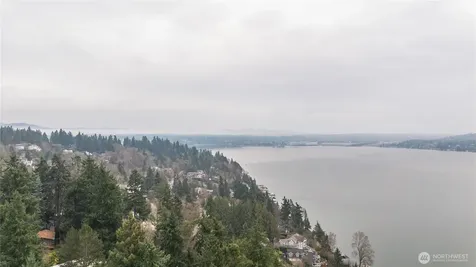 7820 W Mercer Way Mercer Island WA 98040