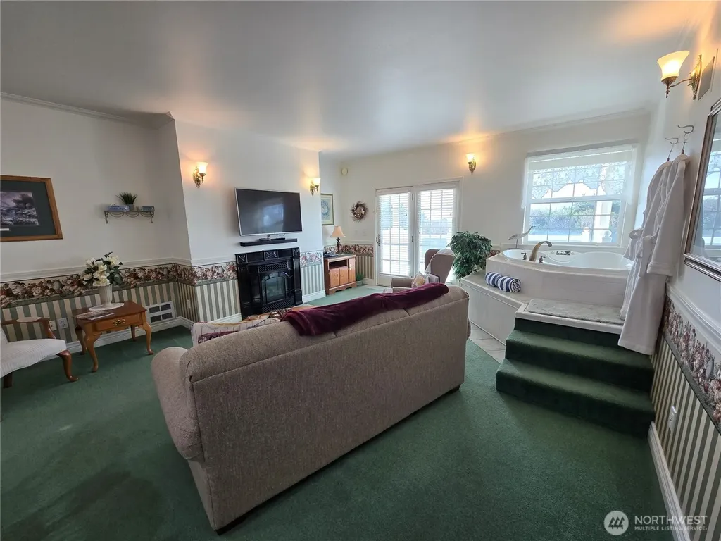 855 Ocean Shores Boulevard Ocean Shores WA 98569
