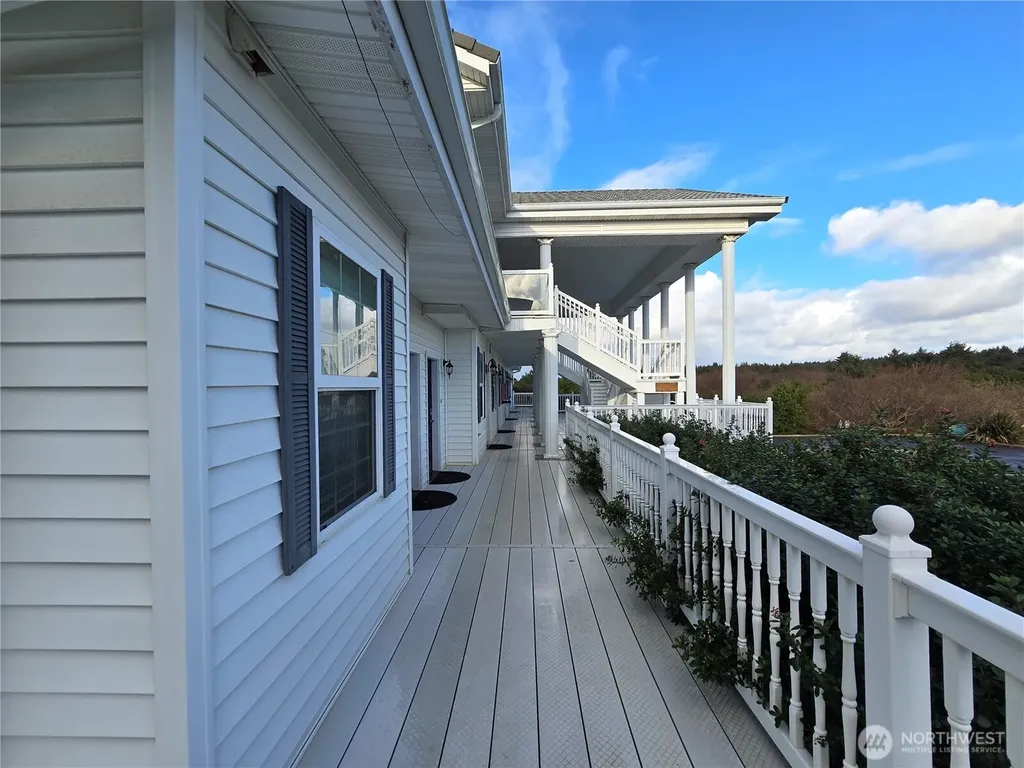 855 Ocean Shores Boulevard Ocean Shores WA 98569
