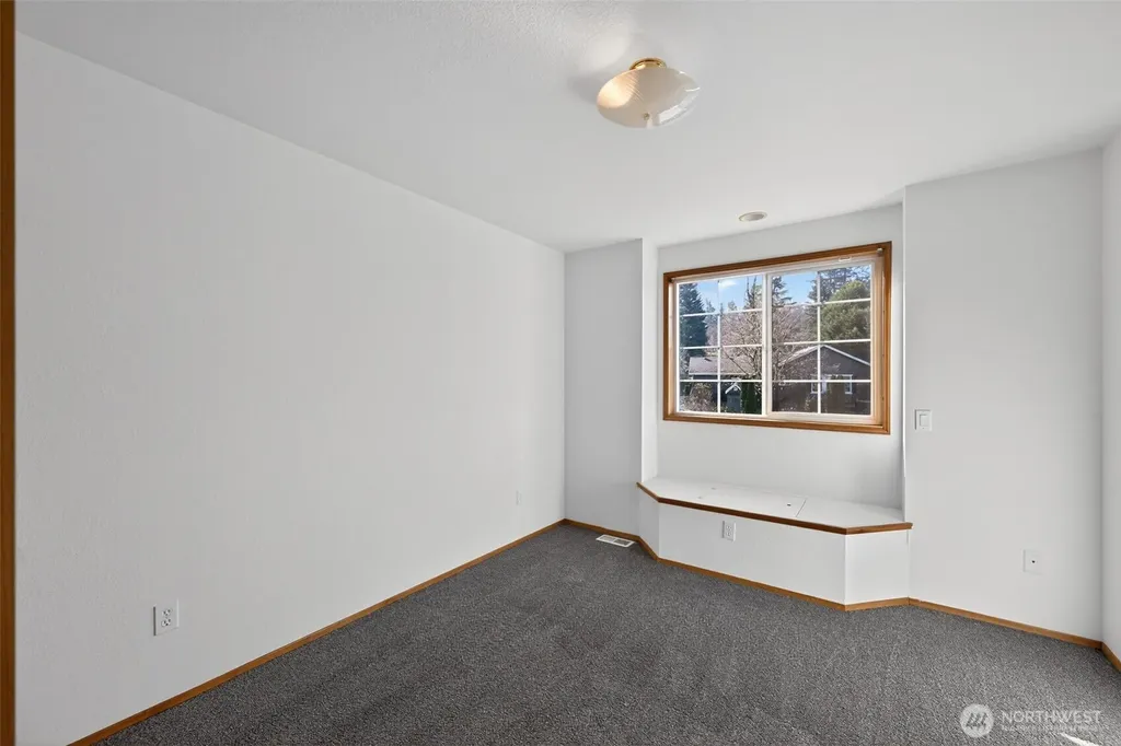 844 Holbeck Drive Camano Island WA 98282