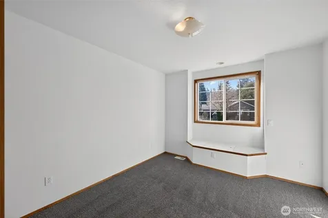 844 Holbeck Drive Camano Island WA 98282